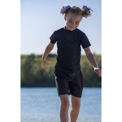 Badet�js s�t med tee og shorts